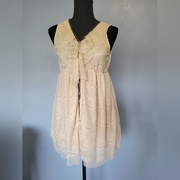 Coquette Lace Mini Ivory Dress S-M? - Picture 1 of 10